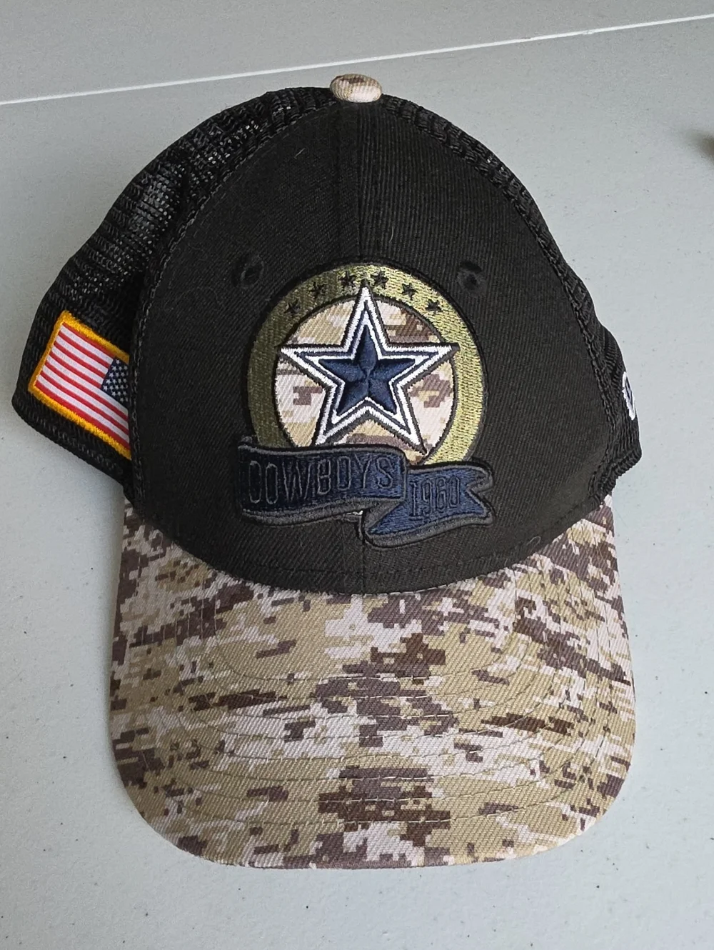 New Era Kids Black & Camo Dallas Cowboys Star Trucker Hat #A
